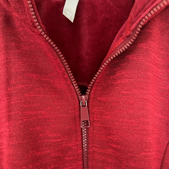 Long Bench Zip-Up - Picture 3 of 9